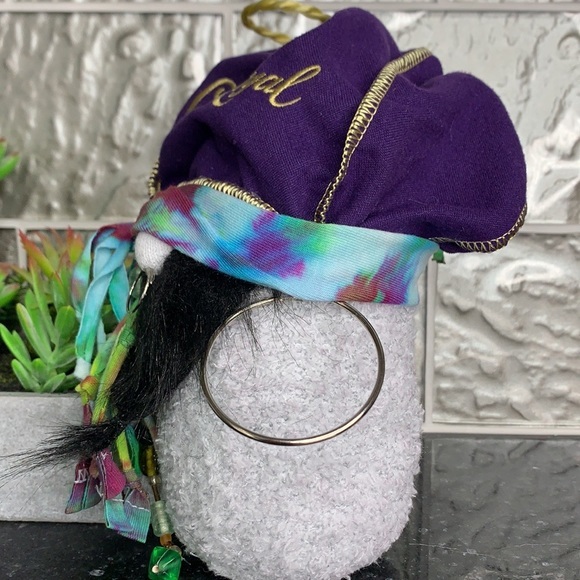 Bearded Pirate Fuzzy Sock Gnome - Picture 5 of 8